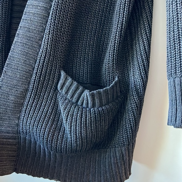 Hollister cardigan - Picture 3 of 5